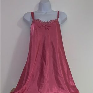 🎀 Pink slip dress 🎀